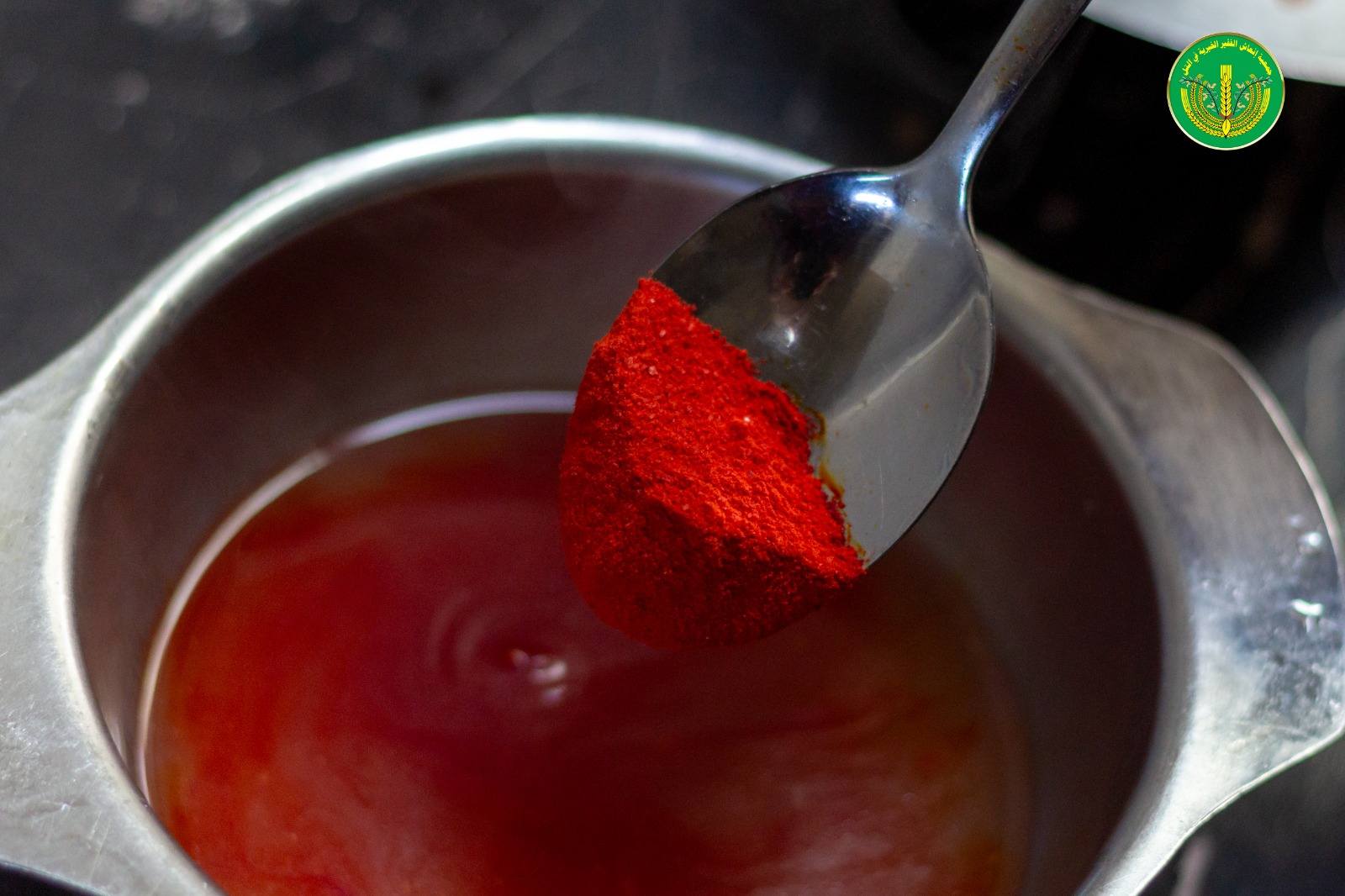 يستمر مطبخ الخير التابع لجمعية إنعاش الفقير في تقديم ألذ وأطيب الوجبات ضمن خدمة الطلبات الخارجية